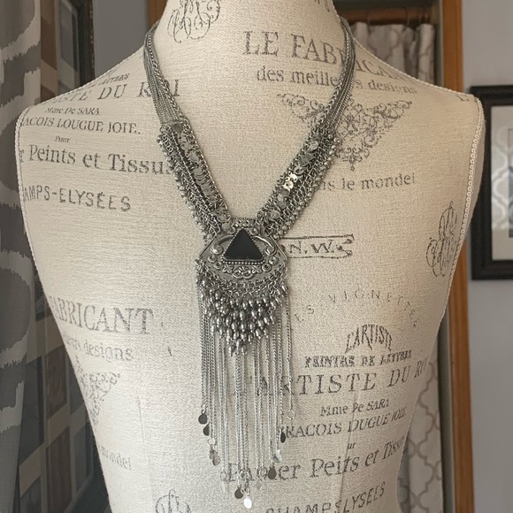 Faux Silver, Gunmetal Tone, Boho Style Bib Necklace with Black Triangle Pendant. - Picture 4 of 7